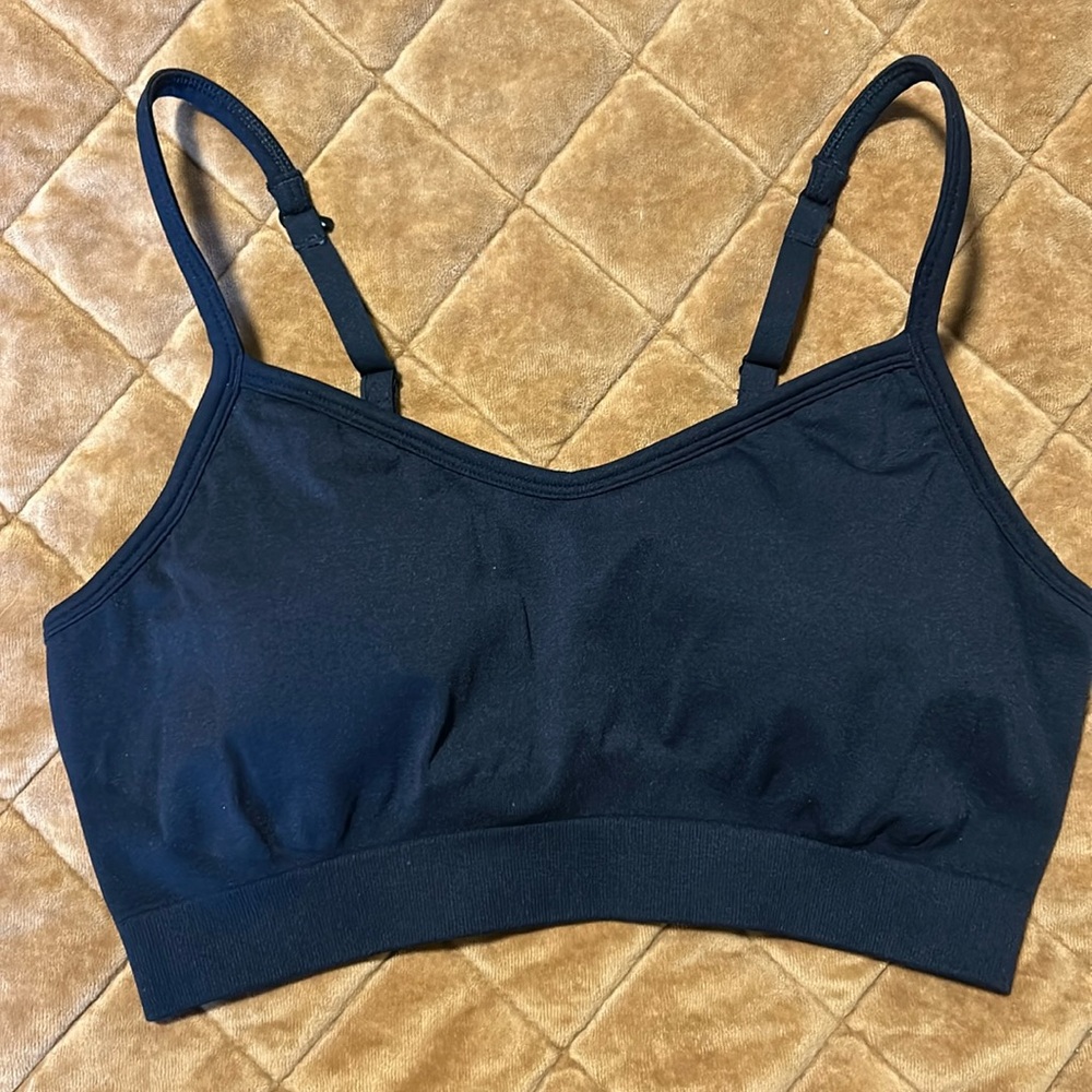 NWOT Athleta Black Sports Bra.
